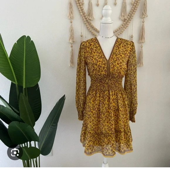 Max Studio Dresses & Skirts - NWT $138 Max Studio Dress Yellow Elastic Waist Foral Print P2P 18" Lengt…